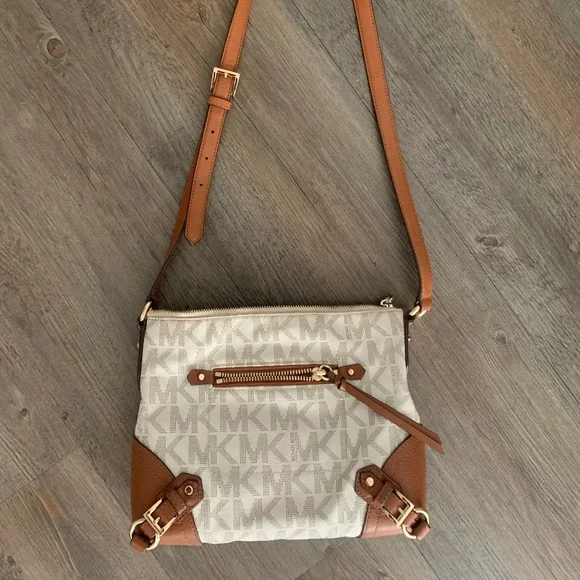 Michael kors fallon purse hotsell